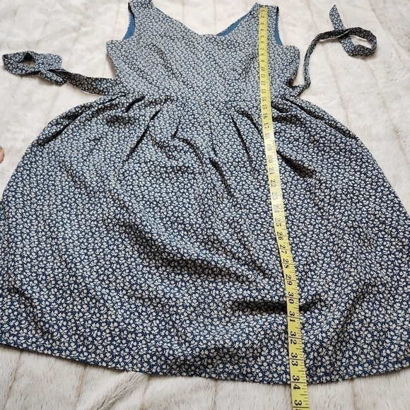 Floral Dress Sleeveless Blue, tan and cream colors Size S SM WARDROBE - Picture 16 of 16